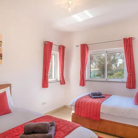 Cristo Iv Holiday home *